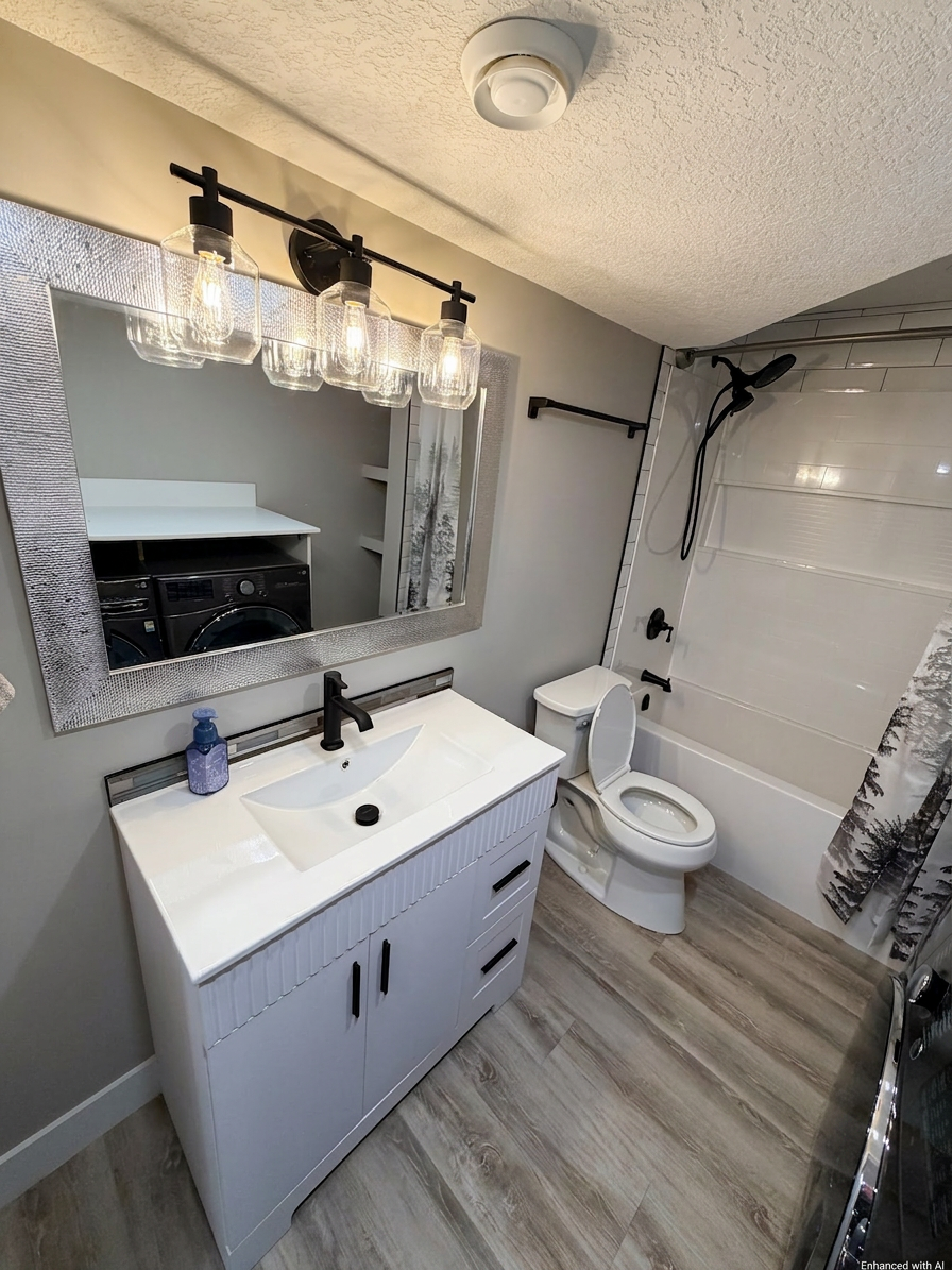 Legal Suite — Bathroom